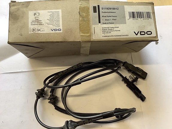 S119291001Z ABS-anturi takaakseli Citroen C6/Peugeot 407