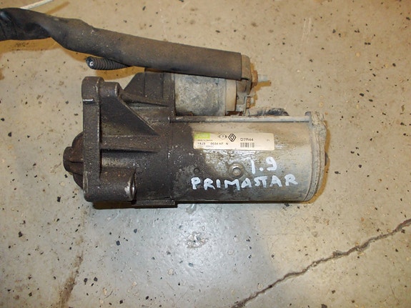 Nissan primastar startti 2005