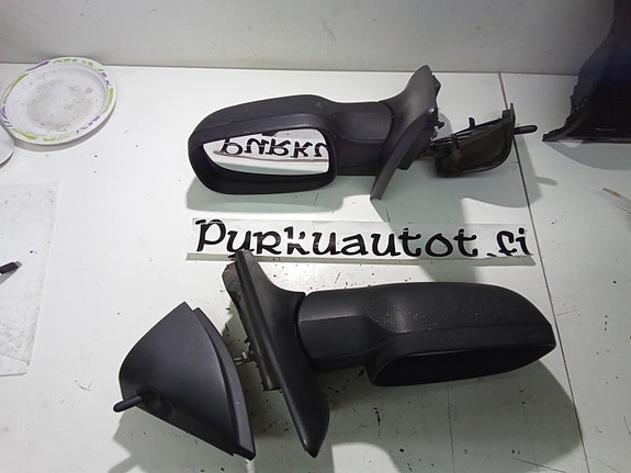 Renault megane 2005 oikea sivupeili/vipusäätö