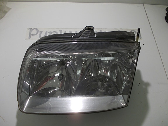 Vw polo ajovalo vasen 2000