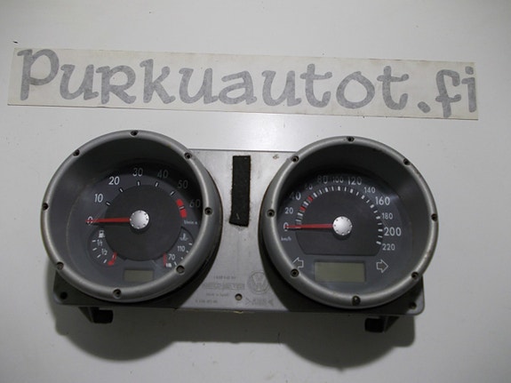 Vw polo 2001 mittaristo