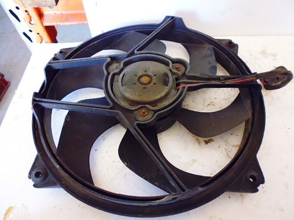 Peugeot 307 Jäähdyttimen tuuletin sähkö 2002