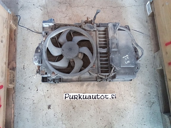 Peugeot 407 lukkopelti/etupelti 2005