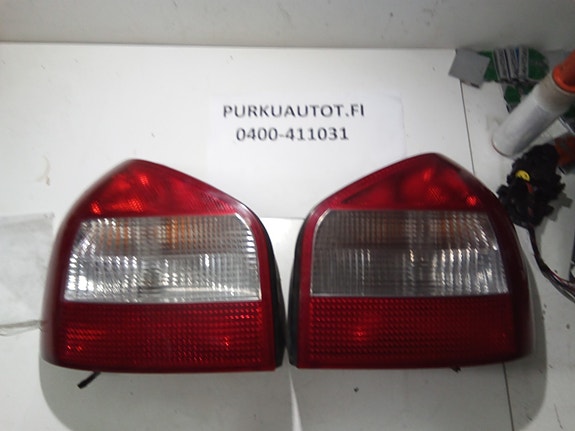 Audi a3 takavalo oikea 2001