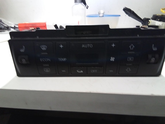 Audi a4 lämpötilansäätimet 2000