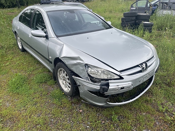 Peugeot 607 2.2 bensa varaosina tai kokonaisena