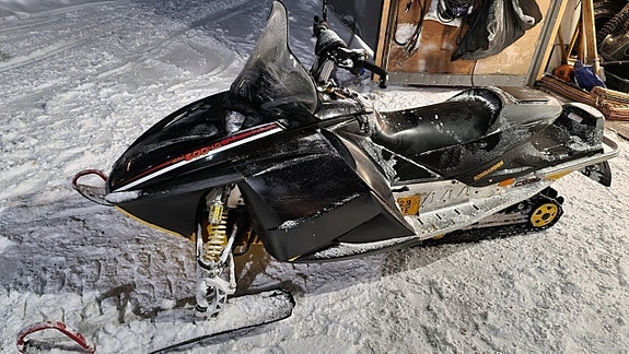 Ski-doo REV Mxz 600sdi Purettuna