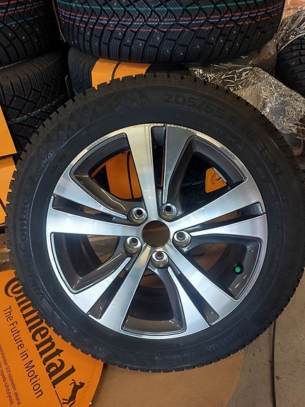 Peugeot 308 16"+ 205/55R16 Conti CVC7