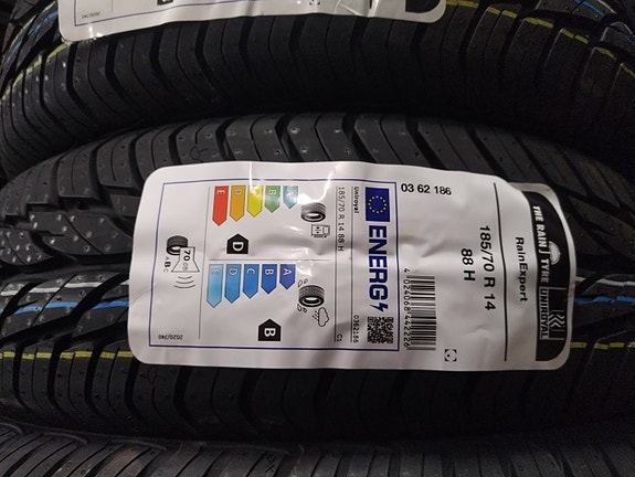 Uudet UniRoyal kesärenkaat varastosta