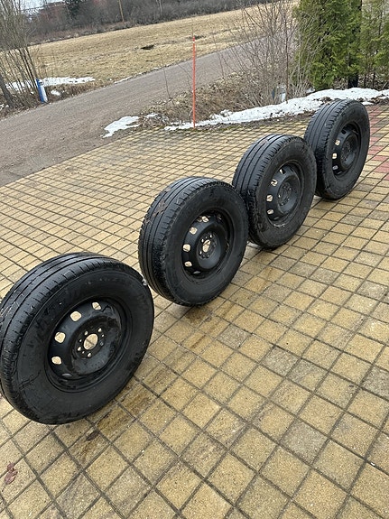 Matkailuautojen renkaat+vanteet Fiat