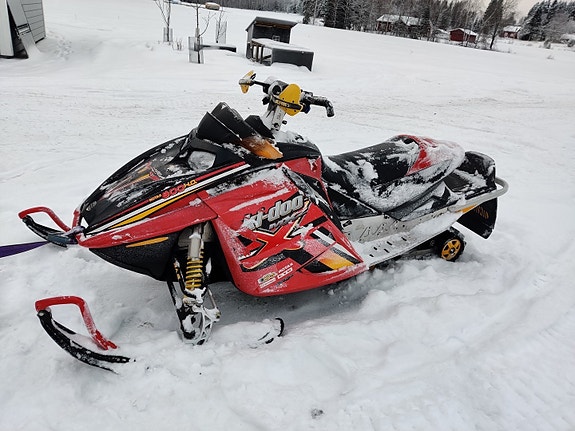Ski-doo mxz800ho
