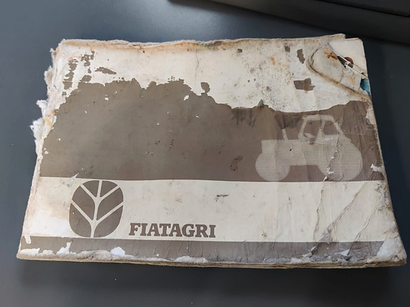 Fiat 70-90 ja 80-90 traktorin ohjekirja