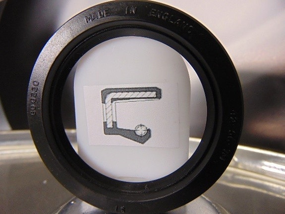 Tractor seal, stefa valmettiin
