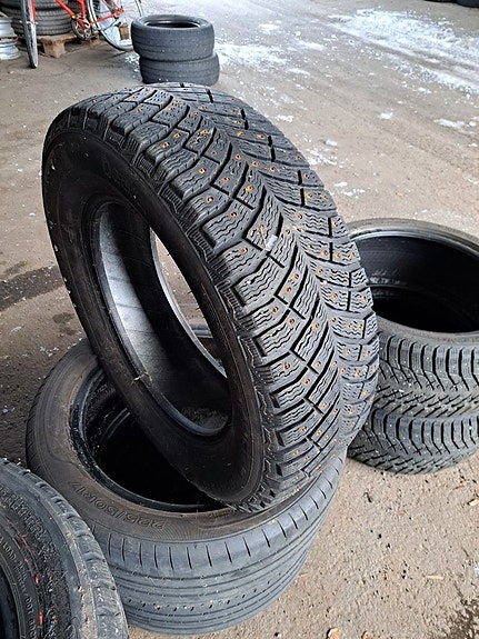 225/60R16 102T Michelin XIN4 nastarengas 1kpl