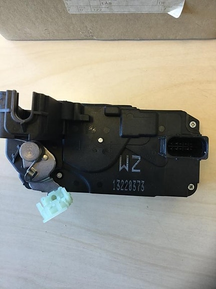 13220373 Opel Astra/Zafira oven lukko