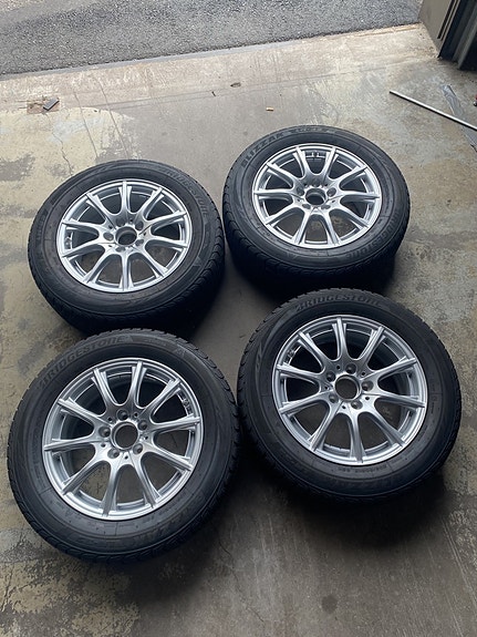 Kitkarengas sarja Volkswagen golf mk5,mk7