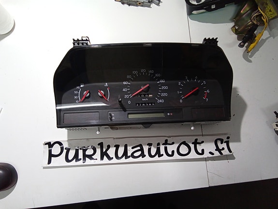 Volvo 850 mittaristo täydellinen 1995