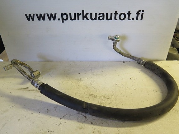 Hyundai trajet ilmastoinnin putki/letku 2004
