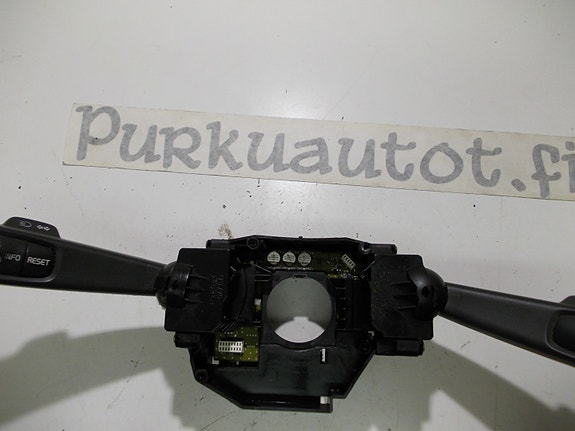 Volvo s40 monitoimivipu keskus 2004