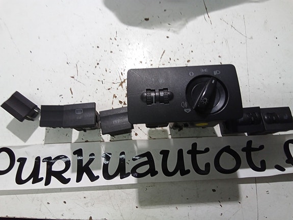 Skoda fabia katkaisin istuinlämmitys 2005
