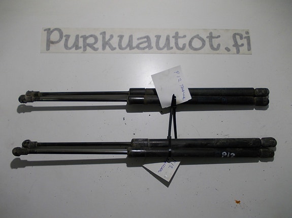 Nissan primera p12 takaluukun kaasujouset 2006