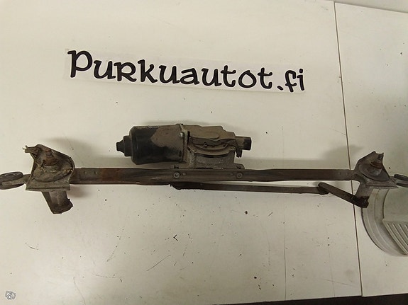 Mazda 6 pyyhkijän moottori/mekanismi 2005