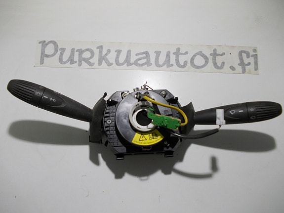Fiat punto monitoimikatkaisin keskus 2001
