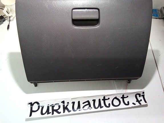 Nissan almera n15 hanskalokero 2000