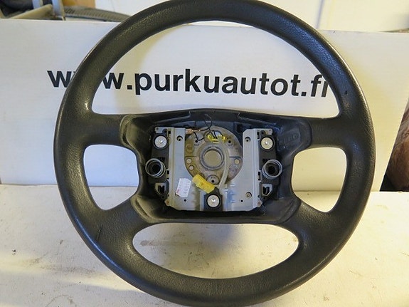 Vw passat Ohjauspyörä 2001