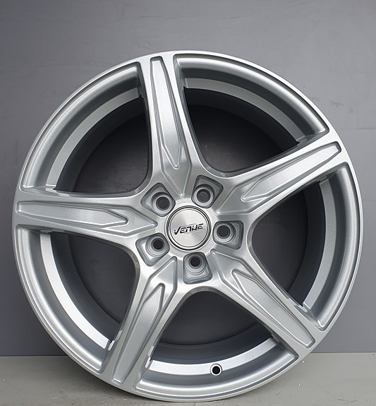 Venue VL5 vanteet 8×18 5×112