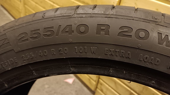255/40R20 W XL Continental Conti Sport Contact 5, 1kpl