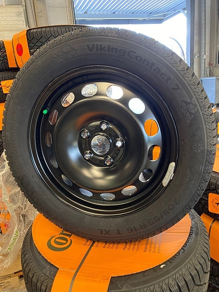 4kpl 205/55r16 Continental kitka + vw 16 5x112