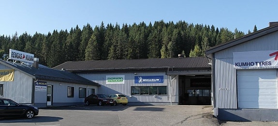 1kpl Nokian Hakka Blue 205/70R15