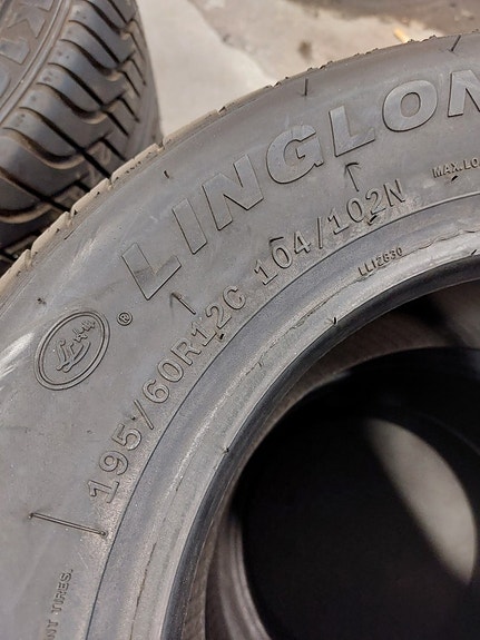 195/60R12 Peräkärrin renkaita