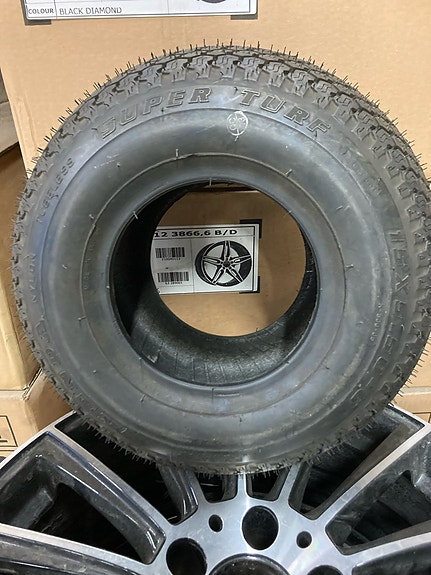 Product image 1 of 3