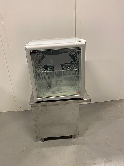 Product image 1 of 3