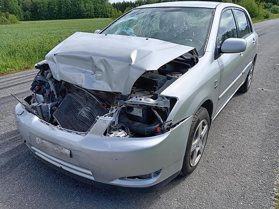 Toyota Corolla 1.6 VVT-i HB-04