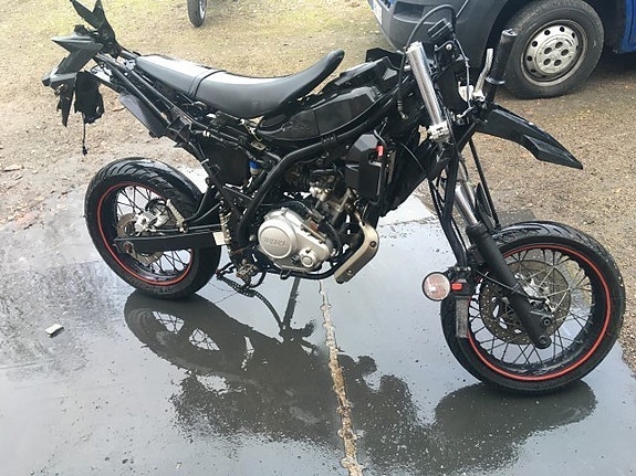 Yamaha WR 125 X 2010 osia
