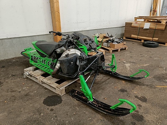 Arctic Cat Sno Pro 800 RR 2013 osia