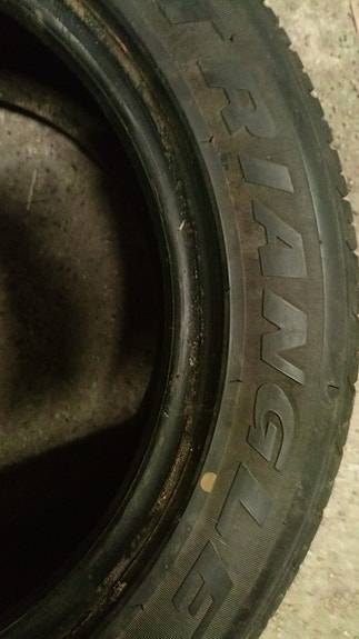 1x 215/55R16 Triangle Sport ATP kesuri