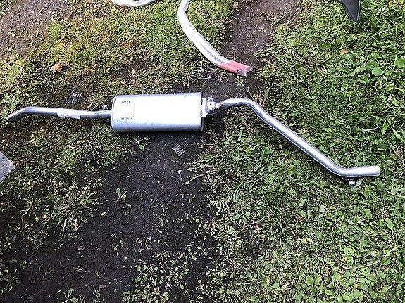 VW Jetta 1.3/1.6/Diesel Peräpönttö 84-91