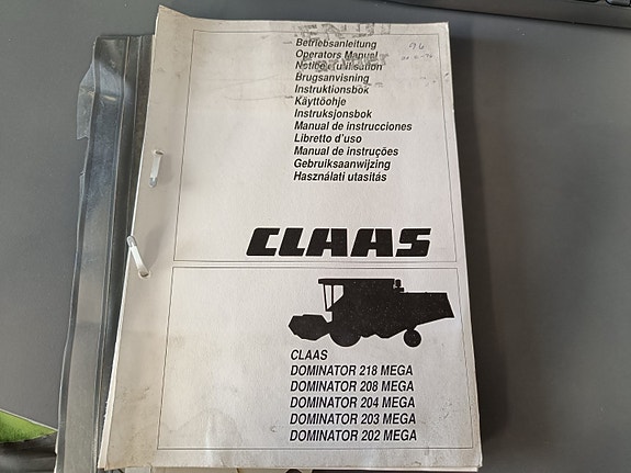 Claas Dominator Mega leikkuupuimurin ohjekirja