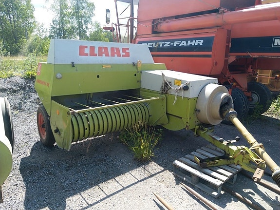 Claas Markant 40, 41, 50, 51 paalaimet HAKUSESSA