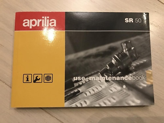 Aprilia SR50 use+maintenancebook