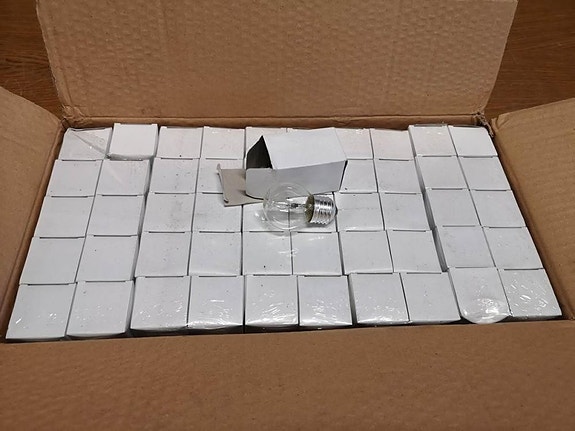 Product image 1 of 2