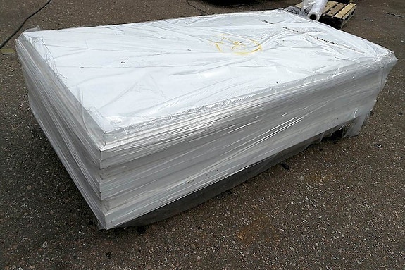 Kylmiön ovi 205x105x8 cm
