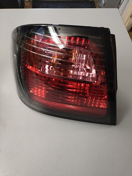 Nissan Primera HB (P11) vas takavalo