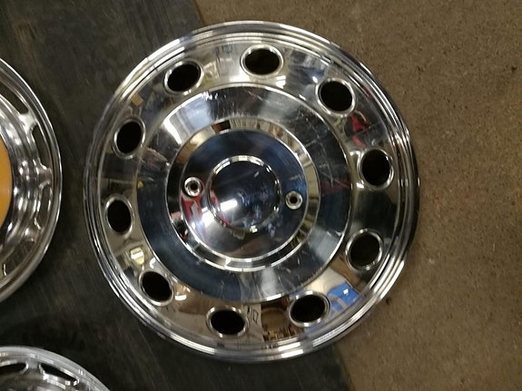 16,5" pölykapseli jenkit/kuorma-autot