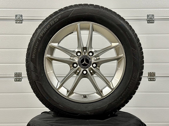 Mercedes uudet nastat 205/60-16 ja vanteet 4kpl