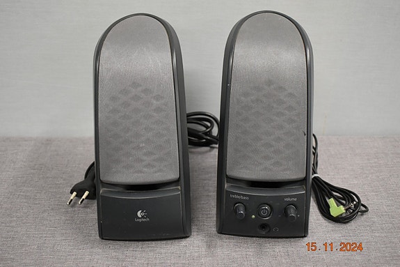 Product image 1 of 2